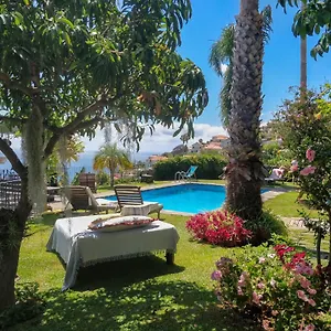 Guest house Calhau Grande